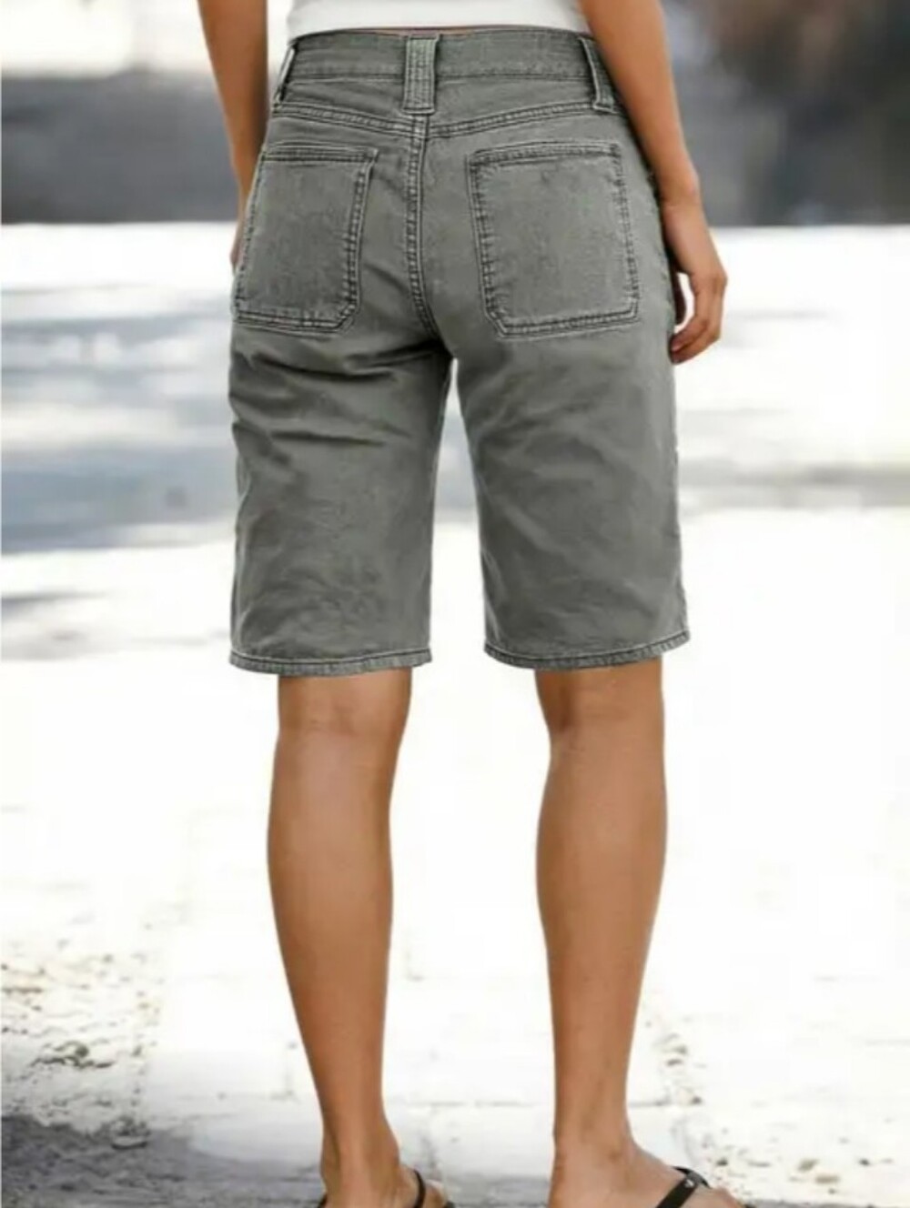 Flamingals Solid Stitch Detail Mid Waist Gray Bermuda Shorts NWT Large - Picture 3 of 9